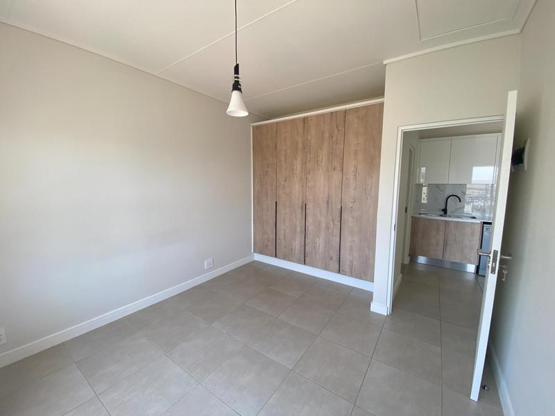 To Let 1 Bedroom Property for Rent in Richwood Western Cape